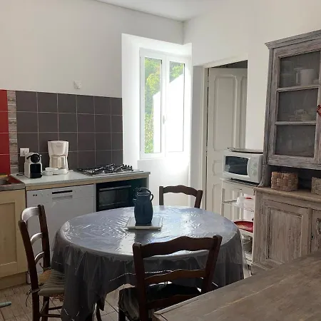 Centre Corse דירה *